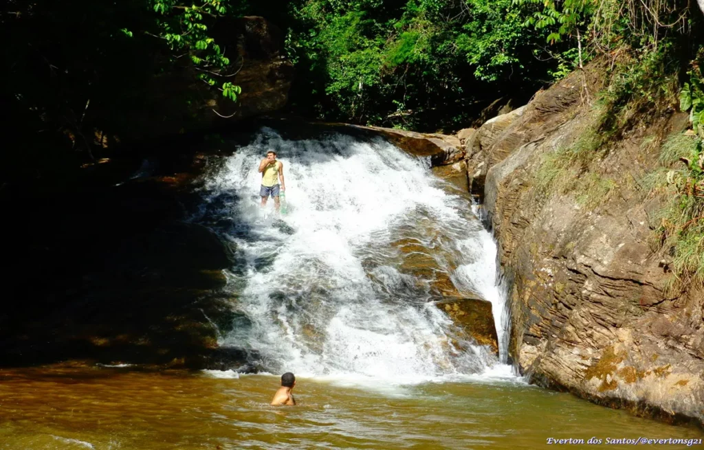 Vale das Cachoeiras em Viana