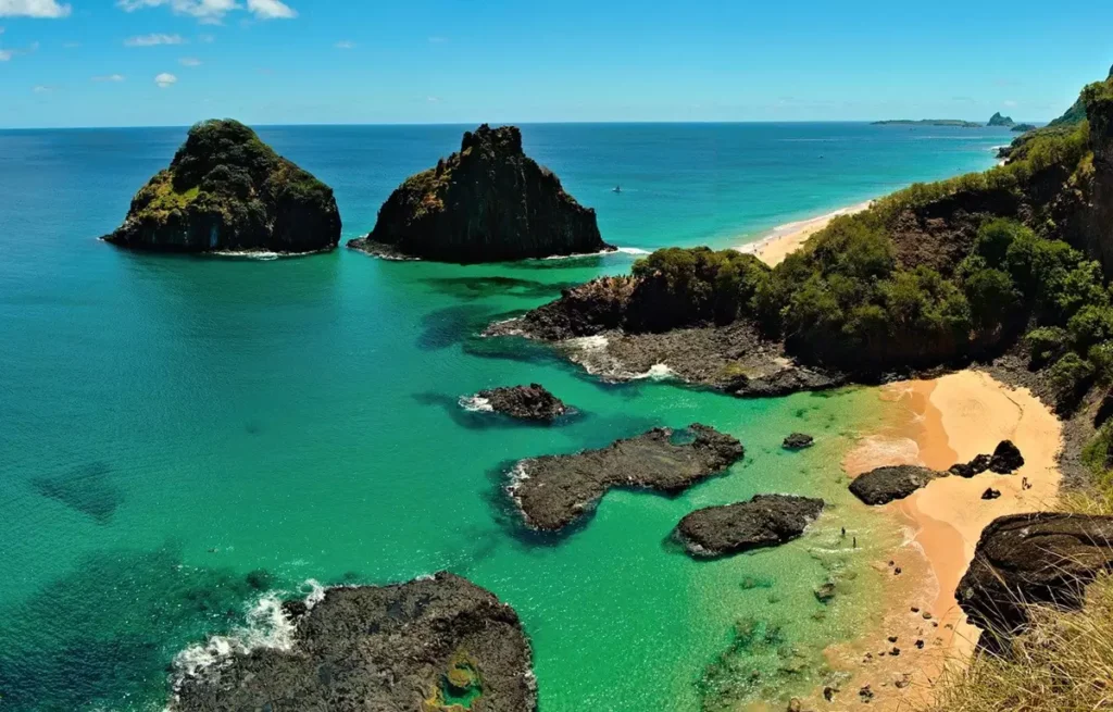 Fernando de Noronha
Descubra os melhores destinos do Nordeste do Brasil