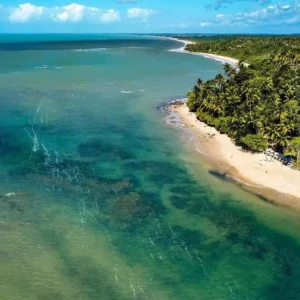 praia do satú caraiva