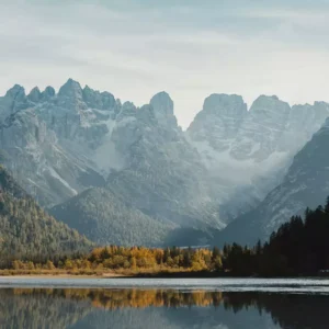 Lago di Braies e Val di Funes nas Dolomitas