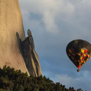 Passeios de Balão em Pedra Azul