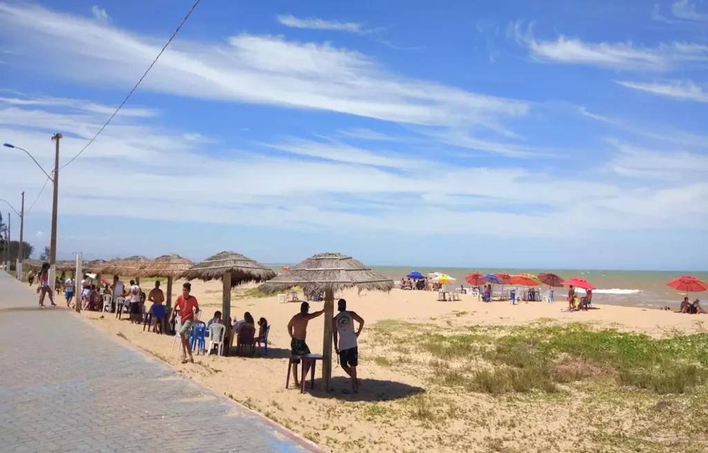 Praia das Neves em Presidente Kennedy